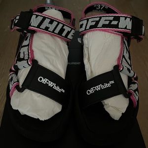 Off-white treck sandals size 37